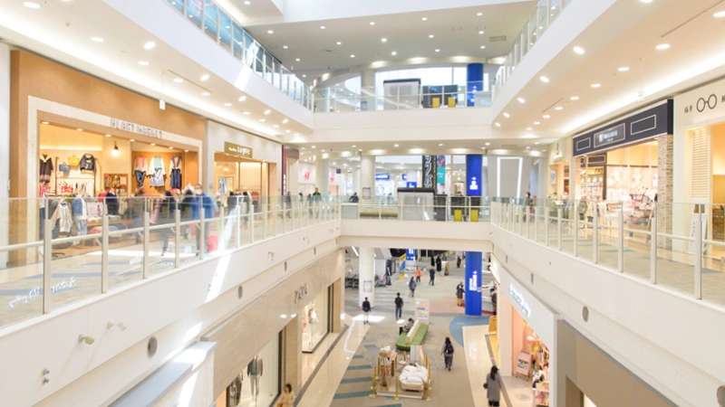 不動産・サービス事業